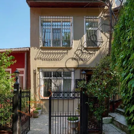 Private Modern Duplex 2bed1bath W Terrace! #76 Апартаменты