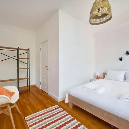 アパート Private Modern Duplex 2bed1bath W Terrace! #76 イスタンブール